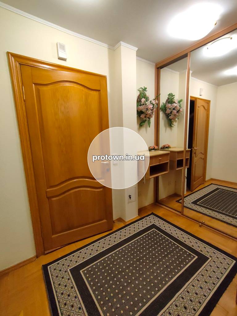 1-кімнатна квартира в оренду на Печерську, метро Звіринецька, Дружби народів